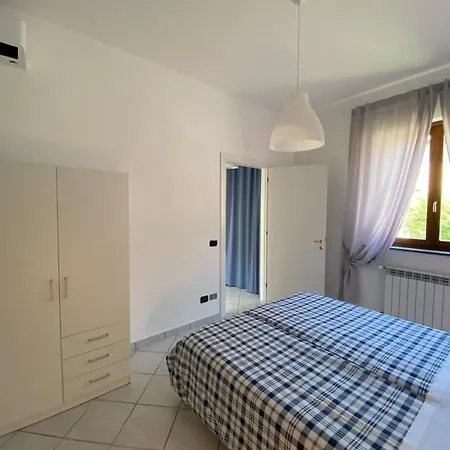 Appartamento Grazioso E Tranquillo Bilocale Vista Lago *