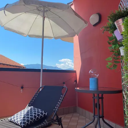 Appartamento Grazioso E Tranquillo Bilocale Vista Lago Reno Di Leggiuno