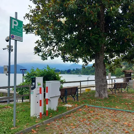 Grazioso E Tranquillo Bilocale Vista Lago *